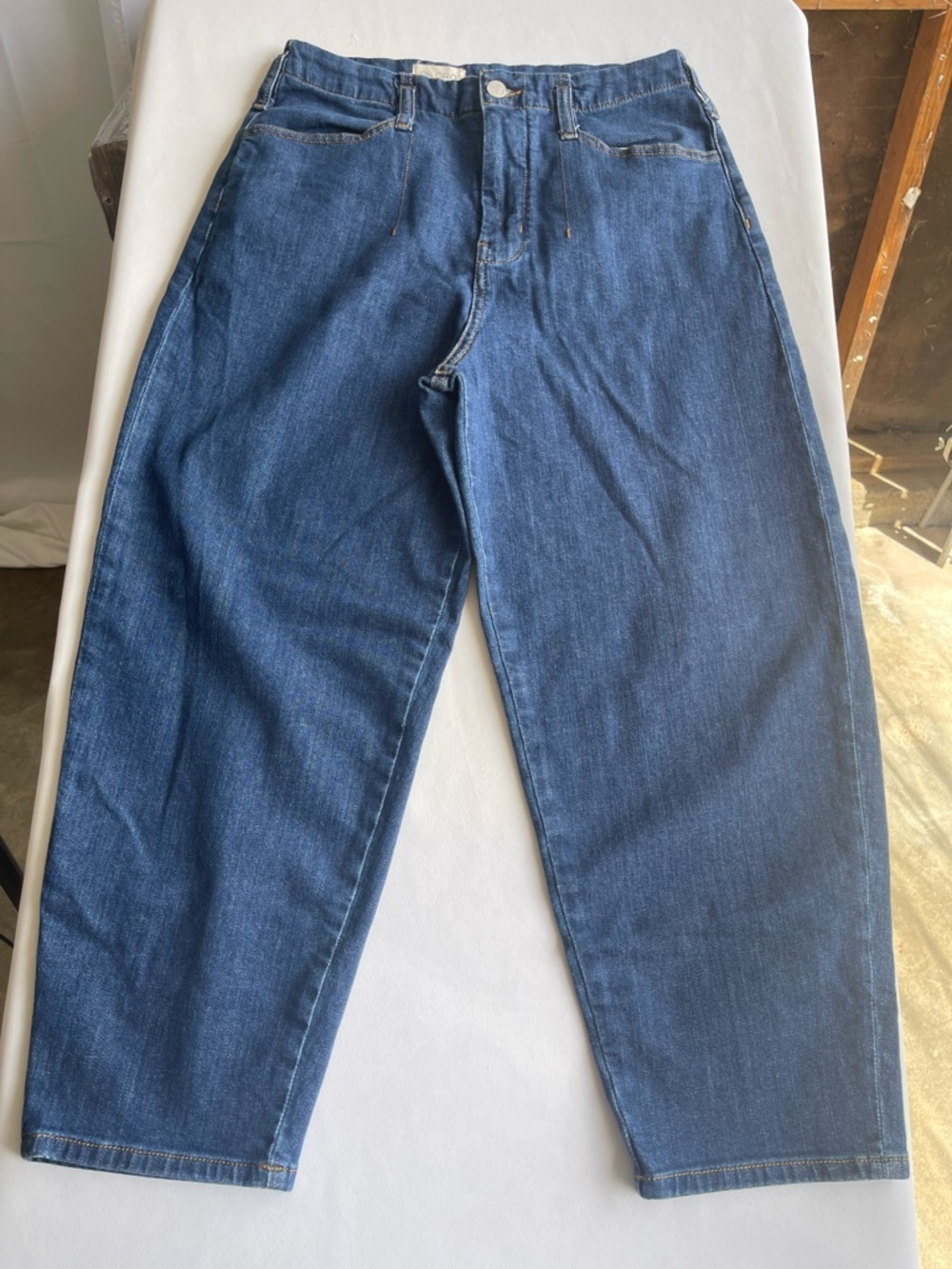 Pilcro Women's Dark Blue Cropped Relaxed Jeans